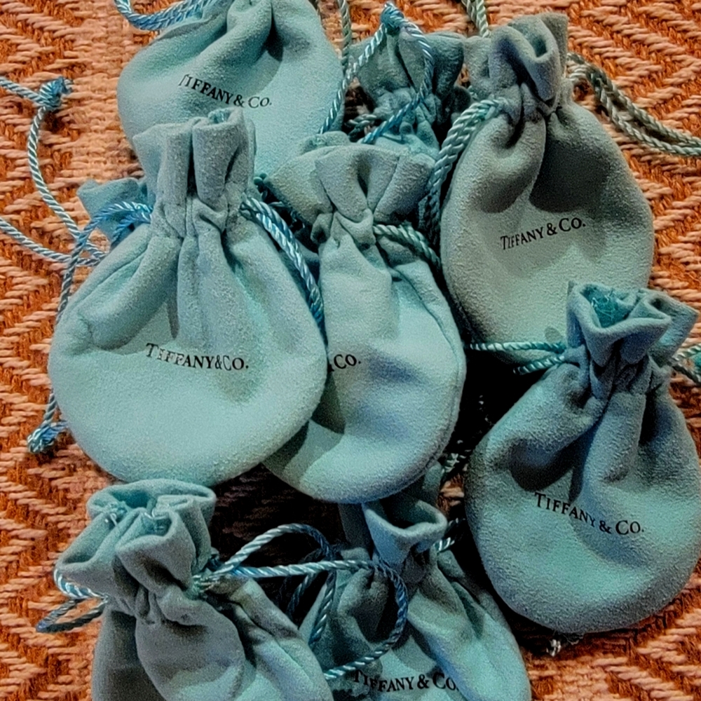 9 Tiffany Dust bags